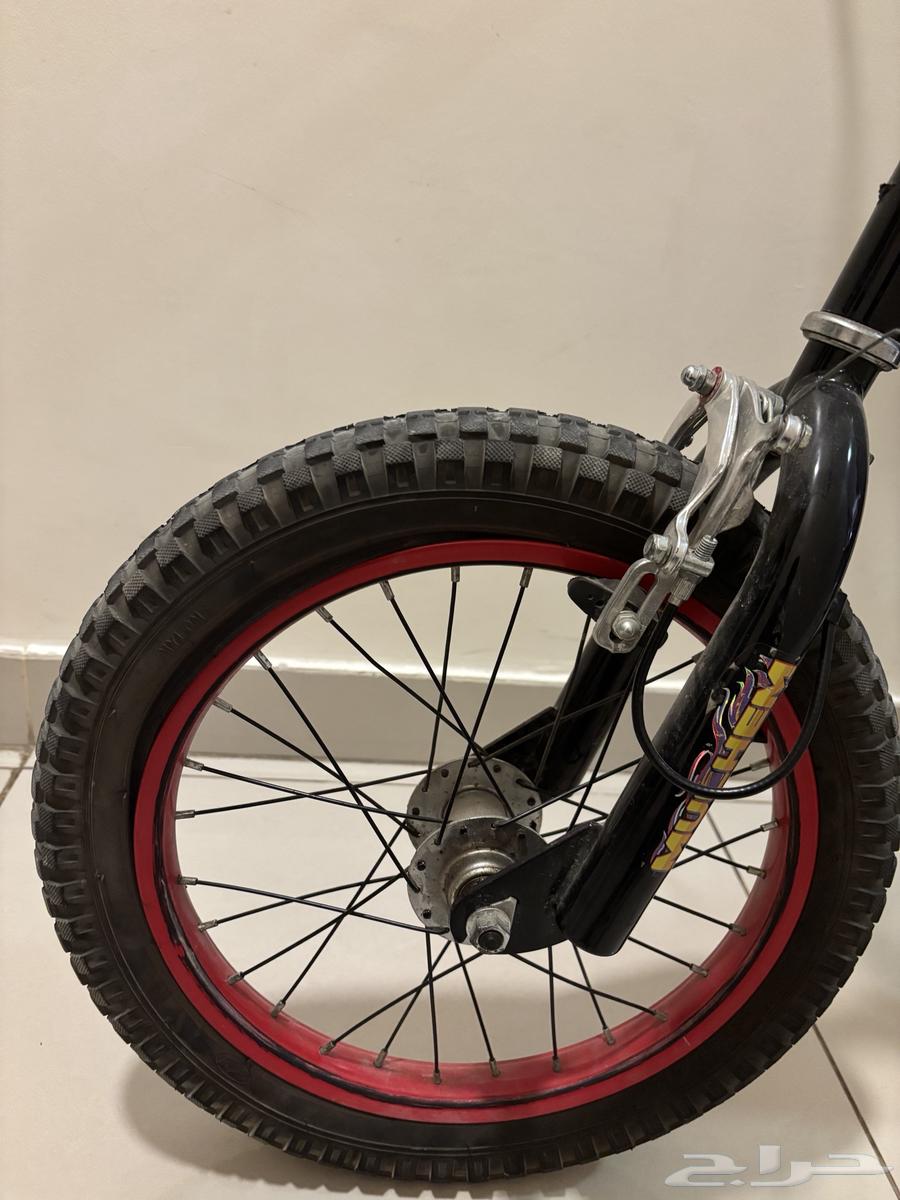 A new Cobra, pretty cool, but there's one problem: the infidel is showing a bit, though it works64467634462466111