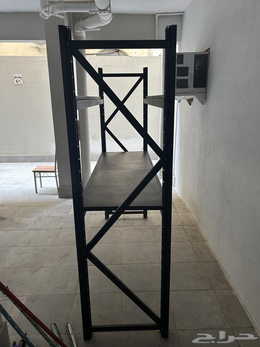 5 shelves for displaying products in good condition64467031344770114