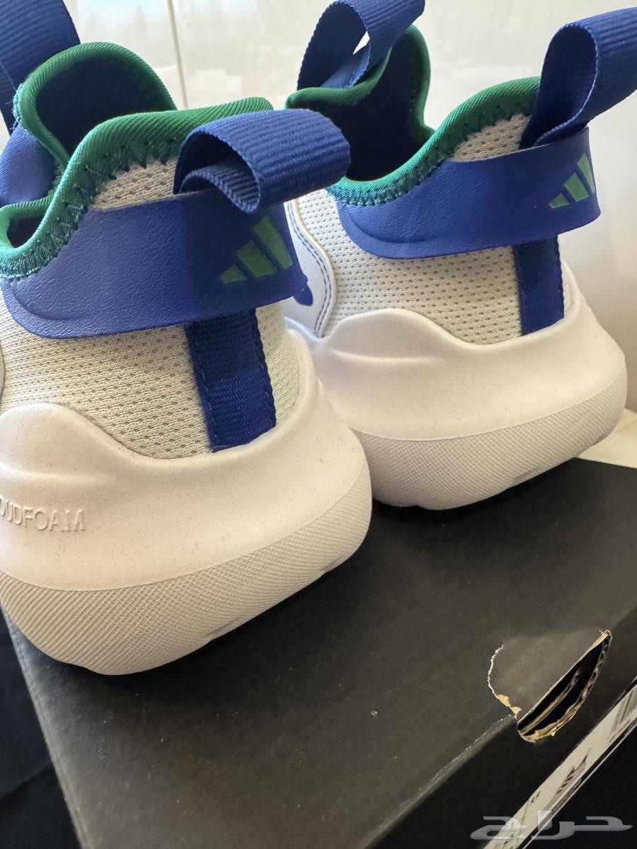 Adidas boys' boots ((new, unused)) size 3364468738680577113