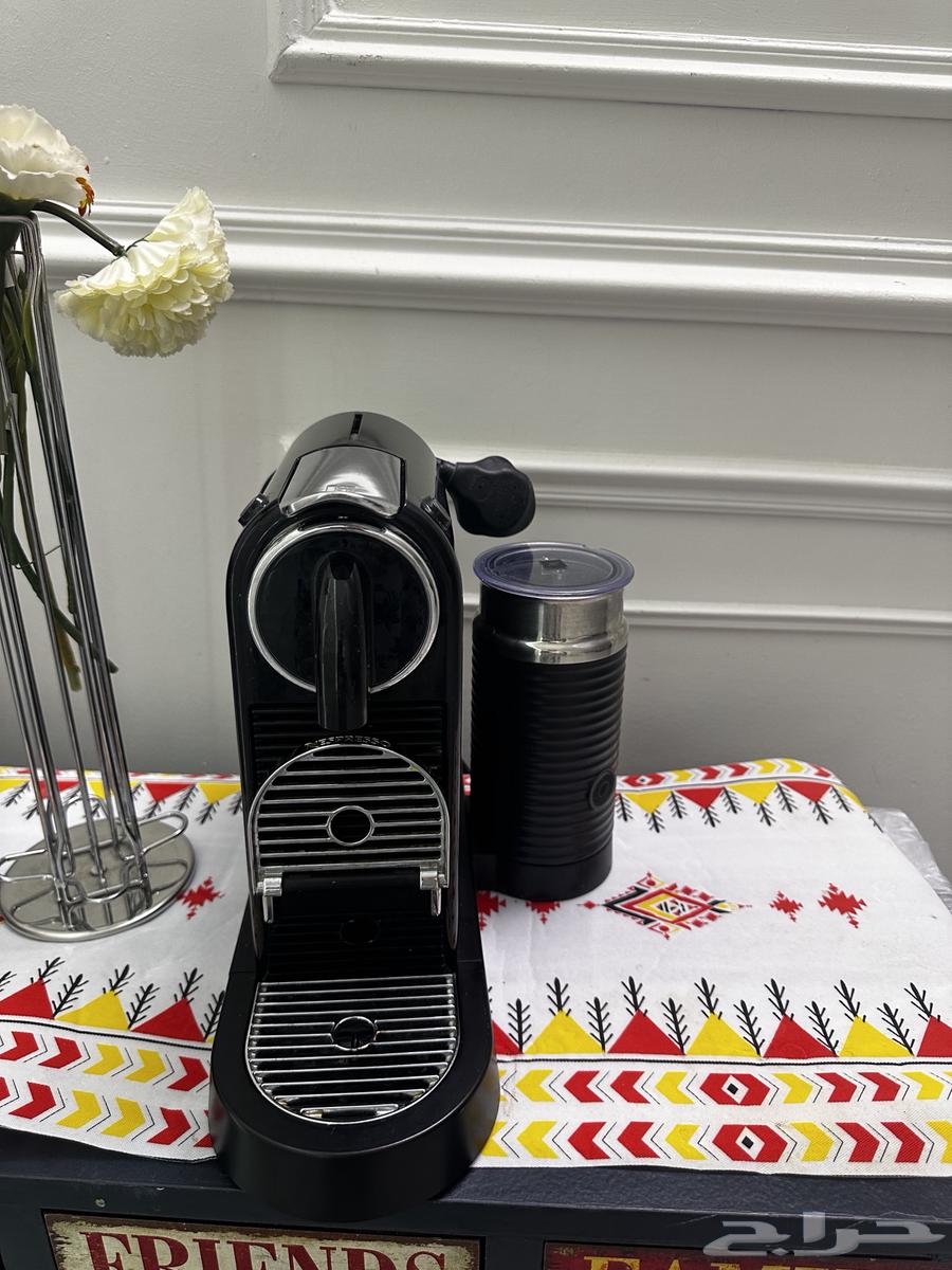 Nespresso coffee machine for personal use, clean, for sale at 125064467690460931110