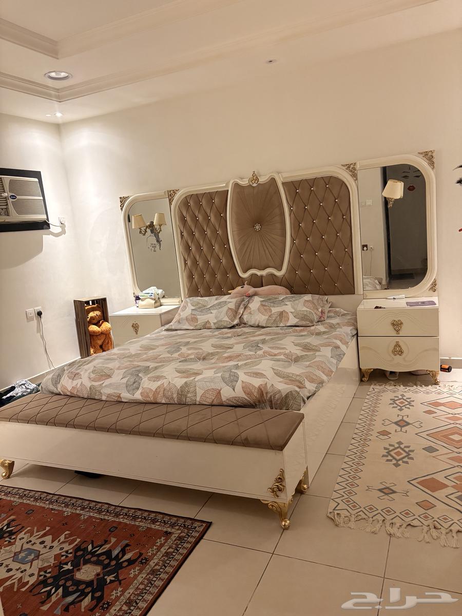 غرفة نوم شبه جديده64466080969602110