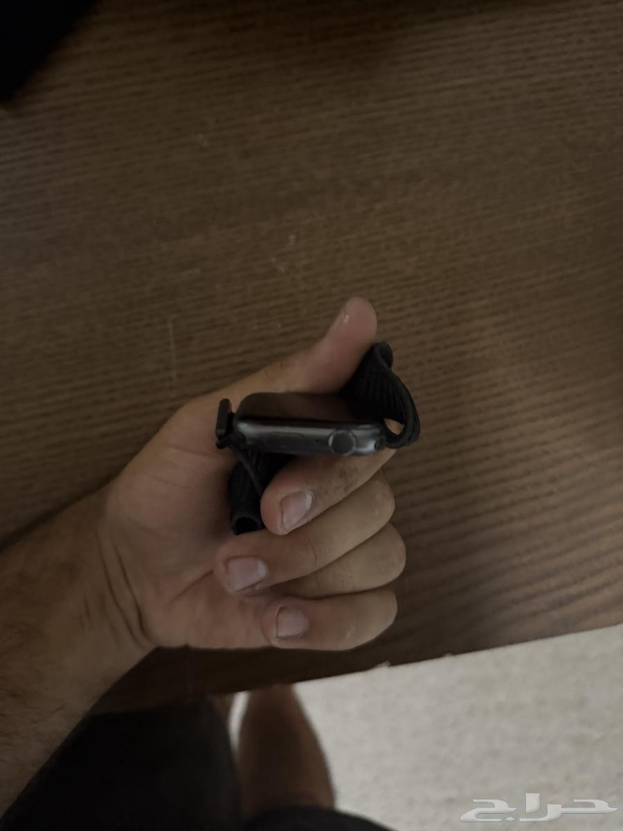 Apple Nike Watch 44mm size, no issues at all64471048058497111