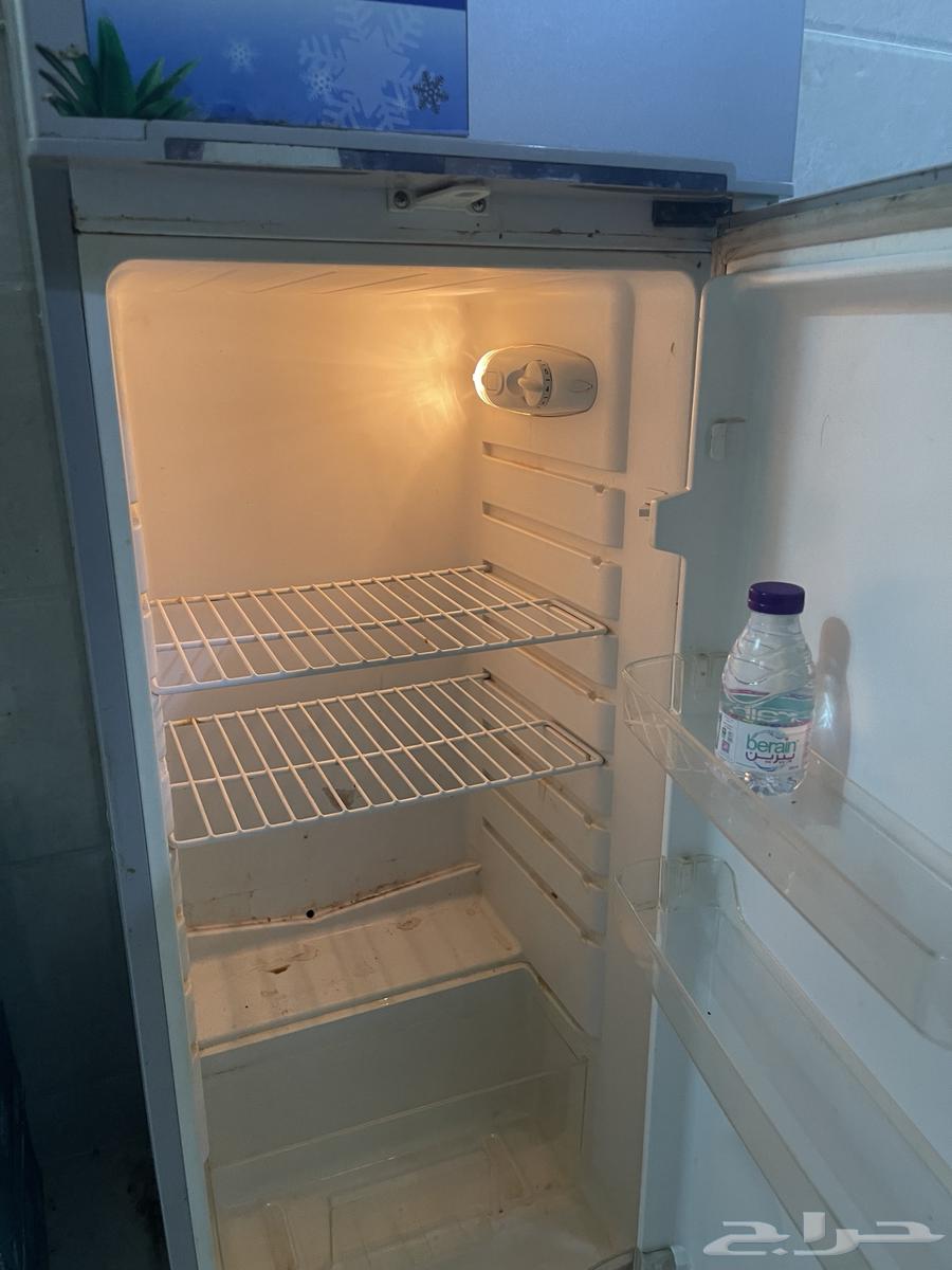 ثلاجتين نظيفه للبيع64467186030083113