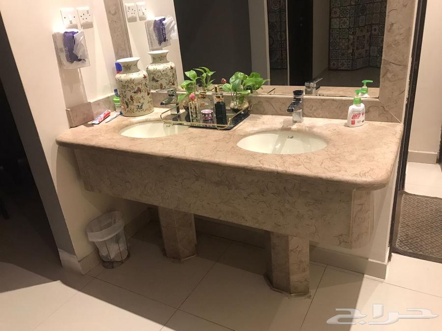 Marble double sink64467031353985110
