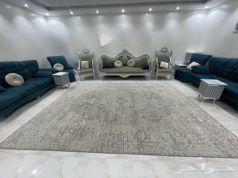 Sofa for living room - Used (clean) - approximate dimensions 6 464466891442563111