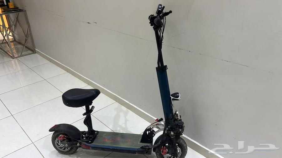 Monster Scooter Almost New64469306821762111