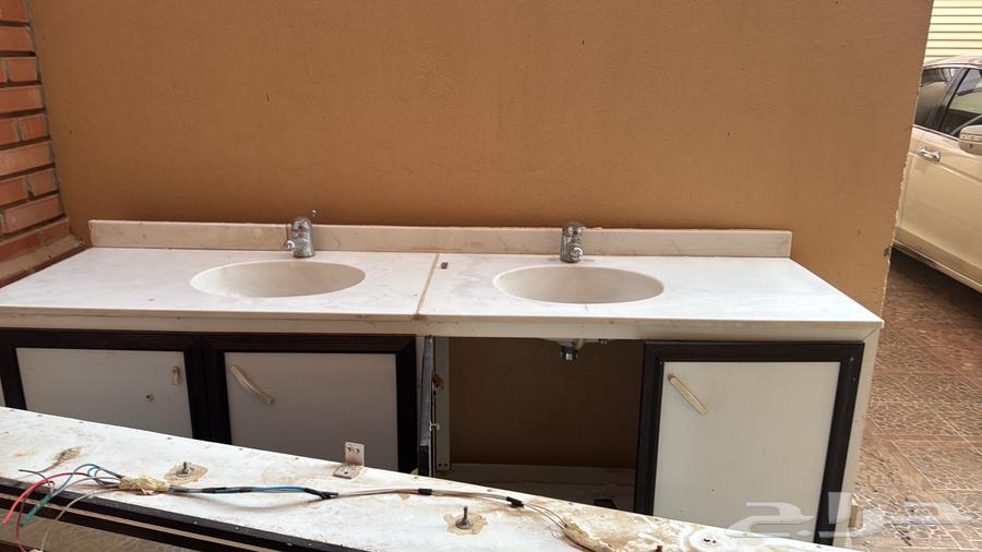 شباك ألمنيوم ثنتين بحاله جيده التوصل واتس64525219774210113