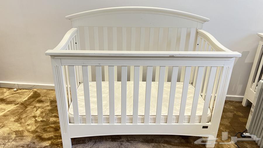 سرير اطفال للبيع64467634394241110