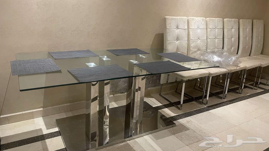 Dining table64470993408002111