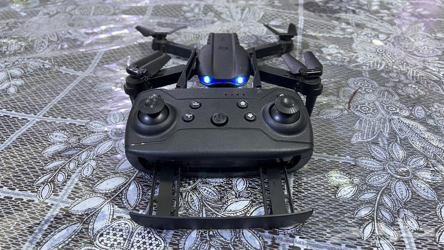 Drone with 4K Camera, 3 Free Wings, Screwdriver64471389022081114