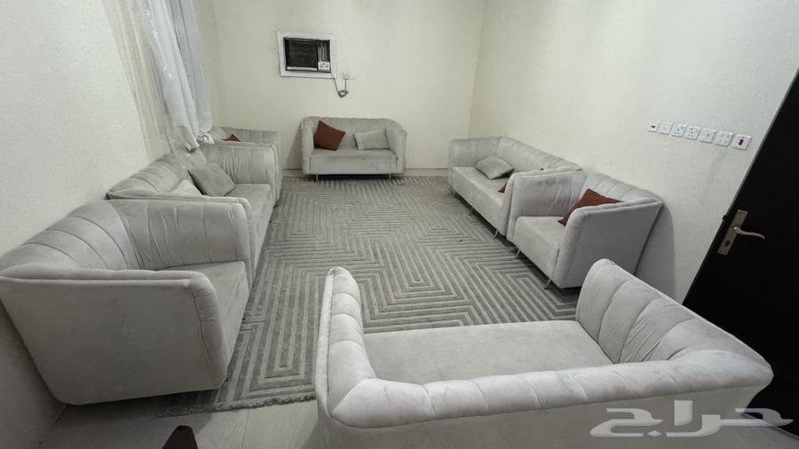 كنب 7 قطع يتسع 11 شخص للبيع64464859833217111