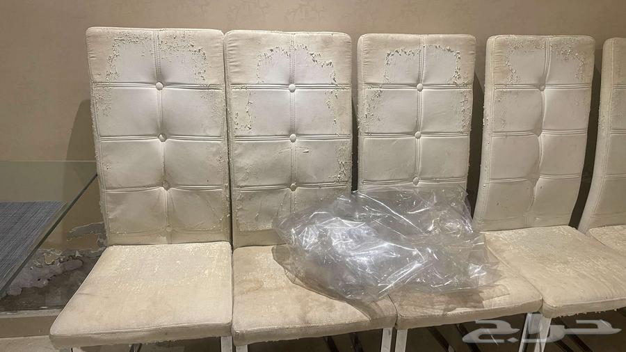 Dining table64470993408002113