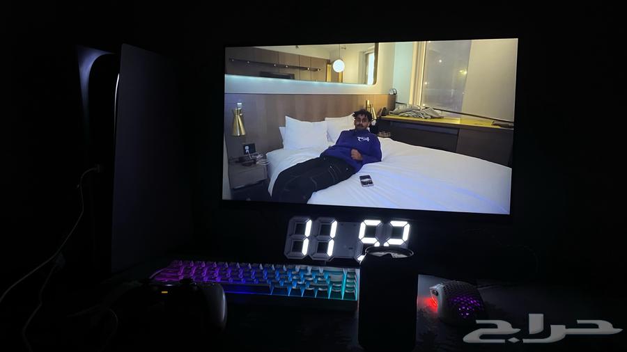 24-inch screen, 165 frame, new with original box and no scratches at the back64465339298563110