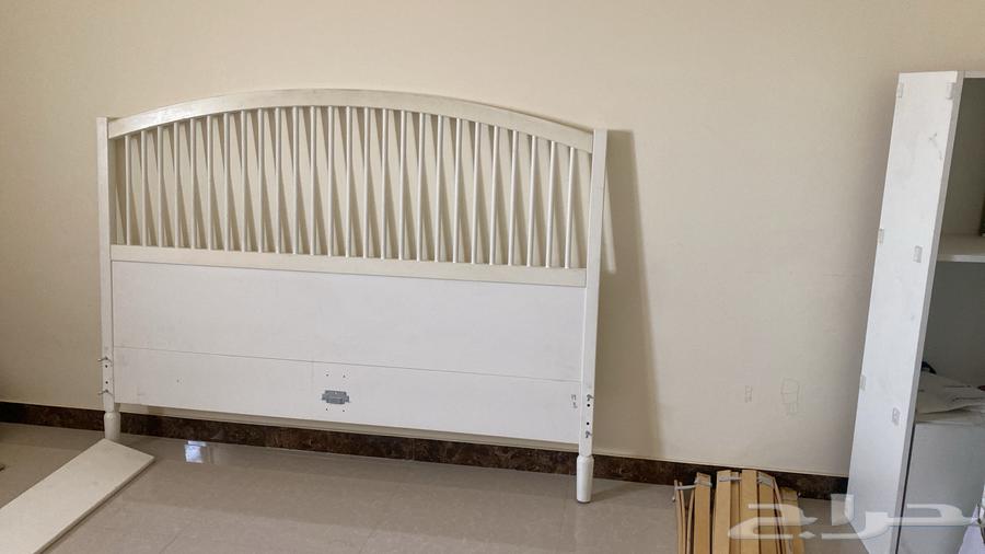 سرير استخدام فتره بسيطه من ايكيا64465871227651110