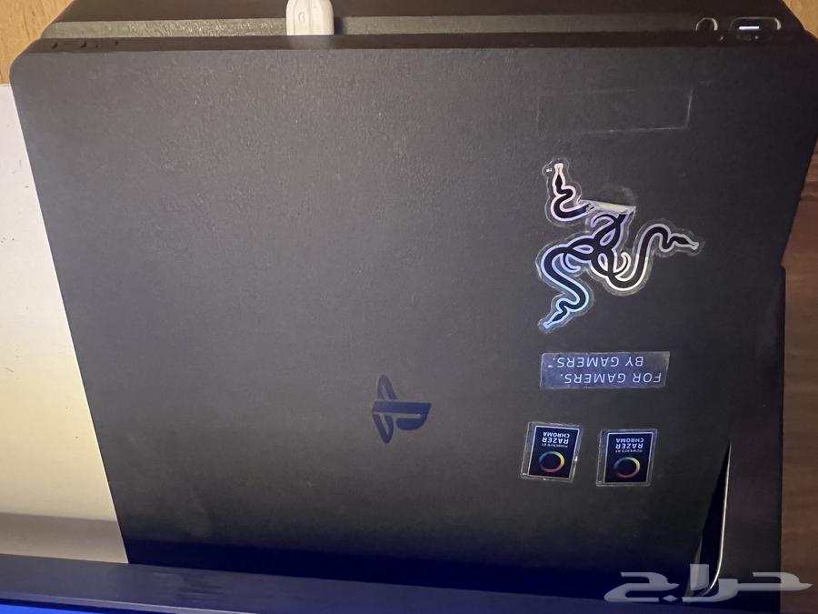 PlayStation 4 in clean used condition64471348497921111