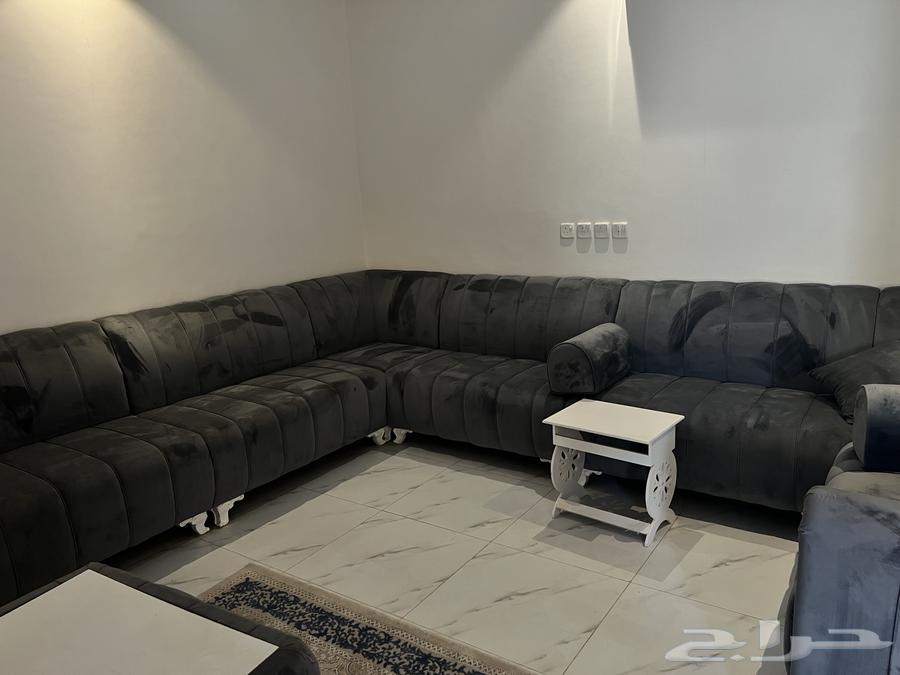 My brother's new sofa set64470100327426111