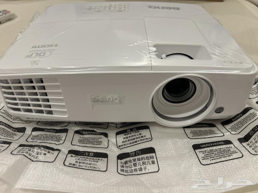 جهاز بروجيكتور جديد بقراطيسه64470388258817110