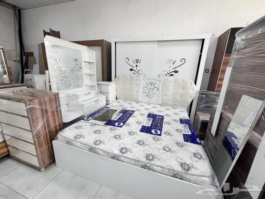 دولاب وغرفة النوم مستعمل نظيف للبيع64466067106435114