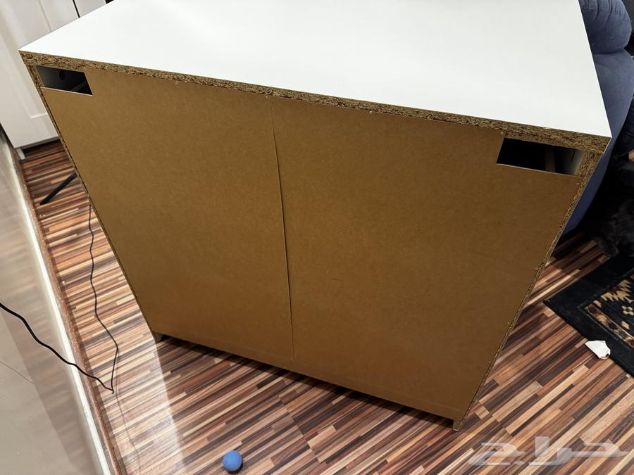 Ikea table64469976442754111