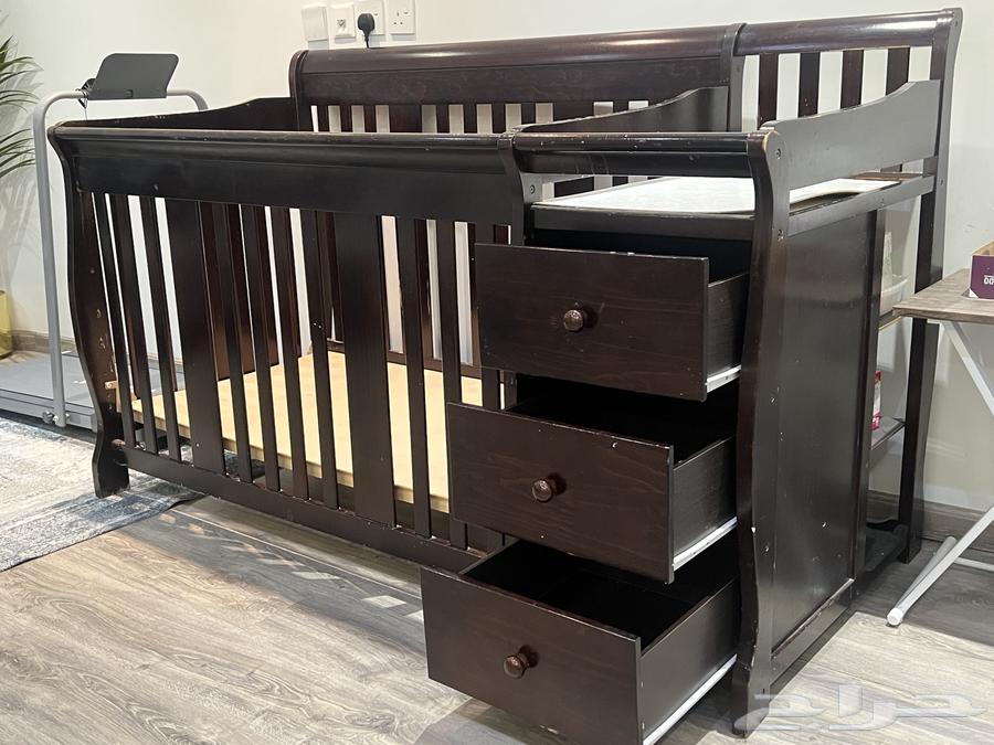 سرير اطفال مع ادارج جانبيه مناسب حتى عمر 6 سنوات64471444198659112