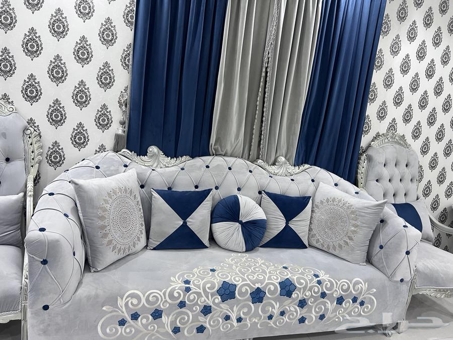 للبيع كنب مجلس كامل مع ملحقاتة64471184642563113