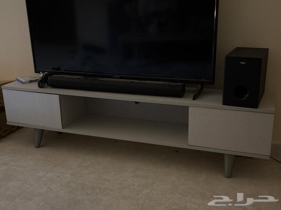 طاولة تلفزيون   مراتب بيضاء64466725849347110