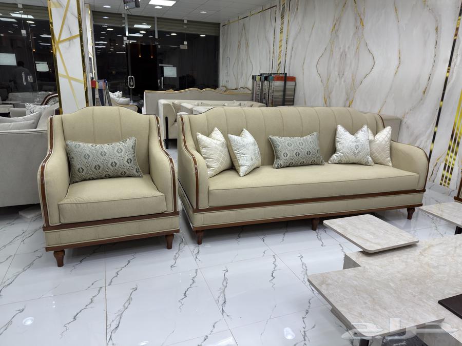 عرض اليوم الوطني كنب نيو كلاسك 11 نفر 3000  لفتره محدوده64464548883971111