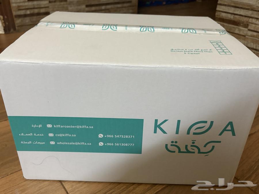 آلة قهوة من كفة بتصميم انيق وحجمه حلو جديده للبيع64471348453889110