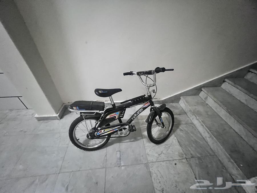 دراجة رامبو مقاس 14 يحتاج صيانة الكفر الأمامي و الخلفي64469473804034110