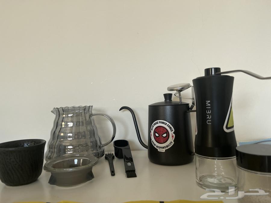 ادوات قهوه مقطره v60 كامله واظرف قهوه 18قرام (بس ناقص قمع )64466712062465111