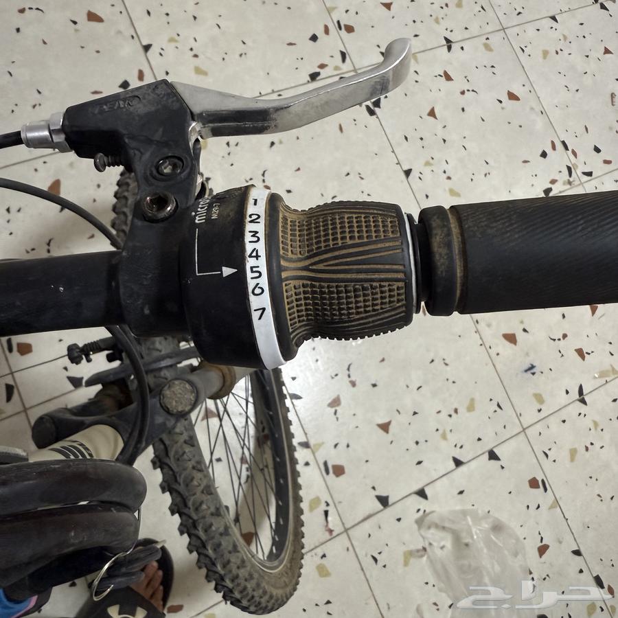 دراجه هوائية مقاس 26 ضد الصدمات شبه جديده64465926448897113