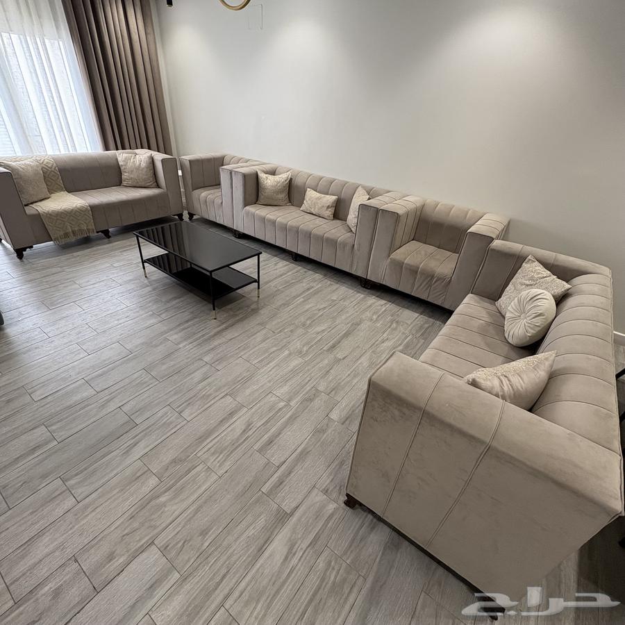 كنب نظيف 5 قطع للبيع64466095120514110