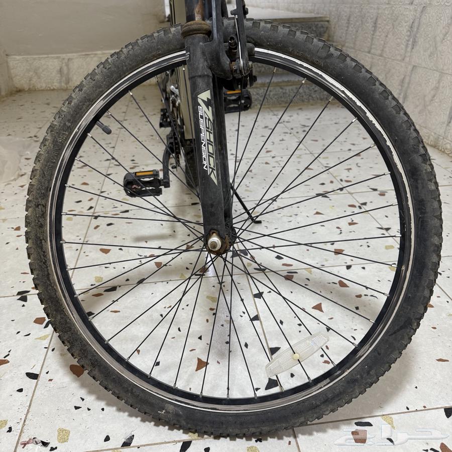 دراجه هوائية مقاس 26 ضد الصدمات شبه جديده64465926448897111