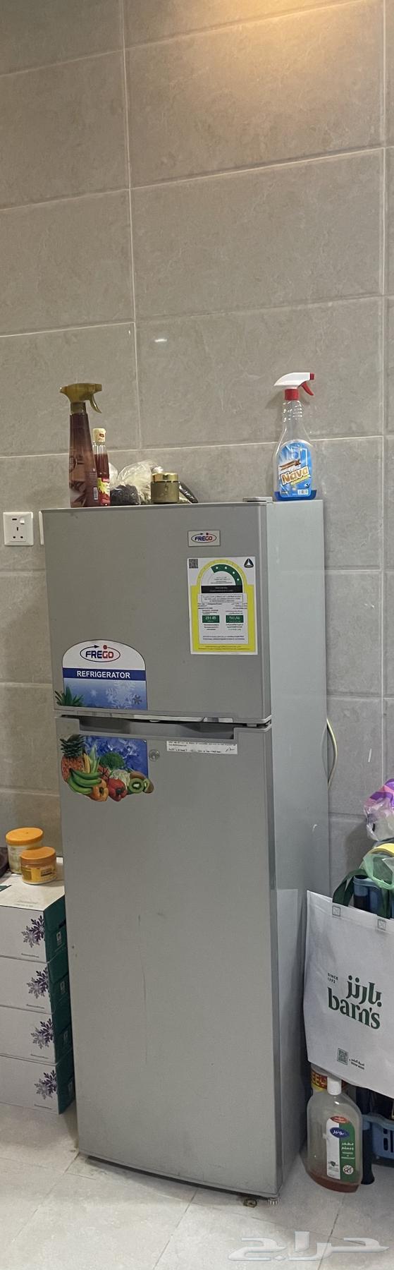 ثلاجتين نظيفه للبيع64467186030083110