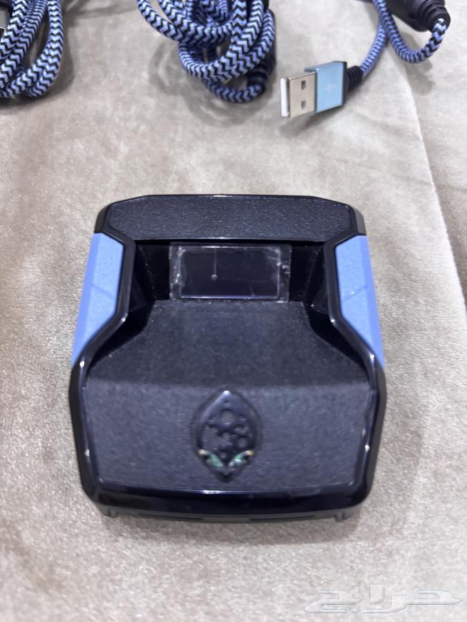 Crown piece with eight scripts (sold)64465926552066113