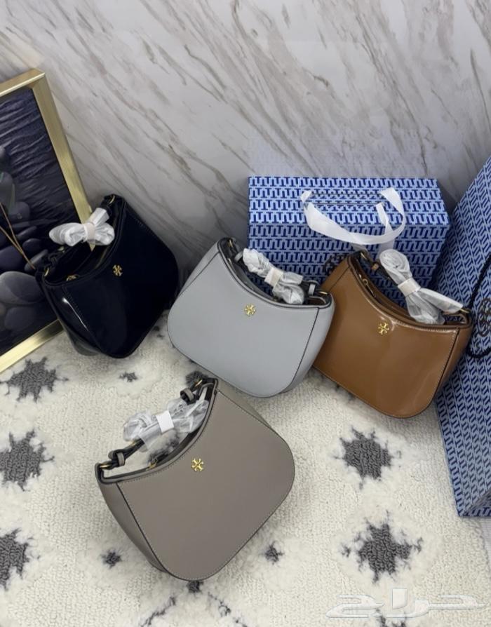 شنطة الصغيره 186 والكبيره 196مع الملحقات والشحن مجاني64467327105027112