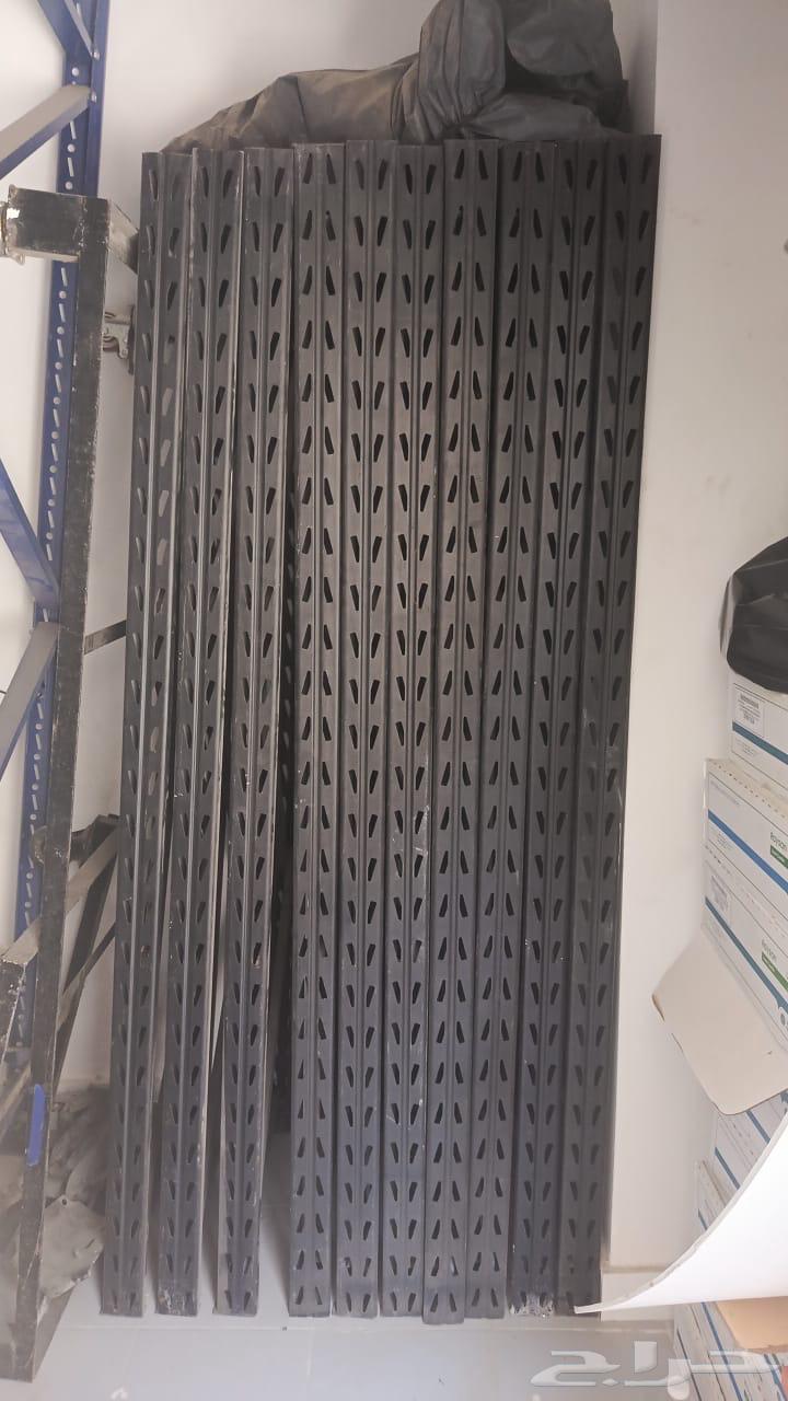 5 shelves for displaying products in good condition64467031344770112