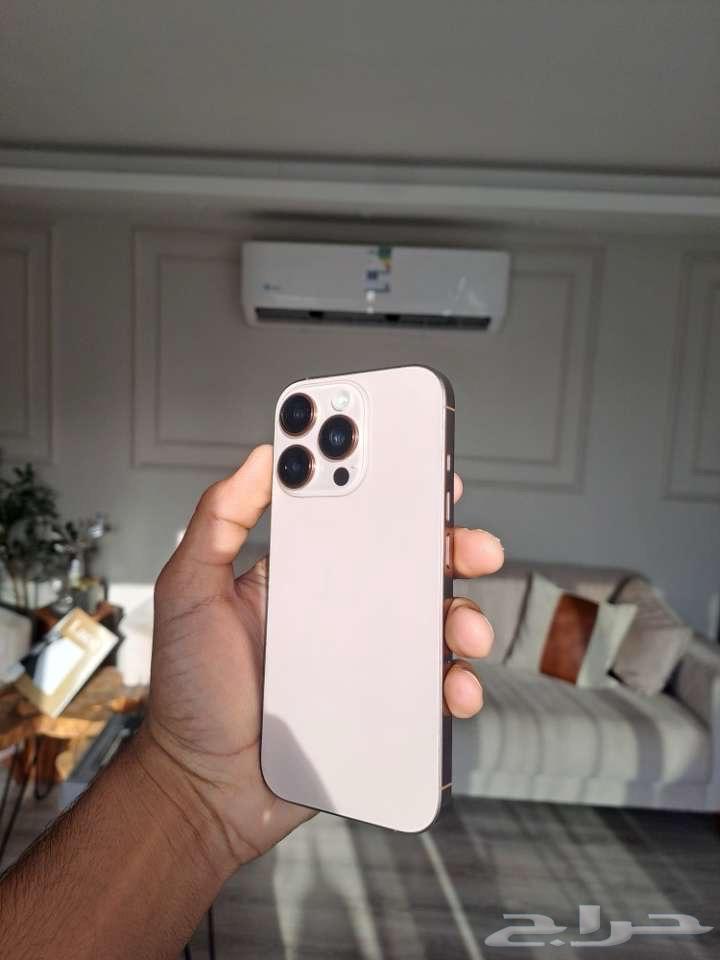 ايفون 16 برو64467954626946112