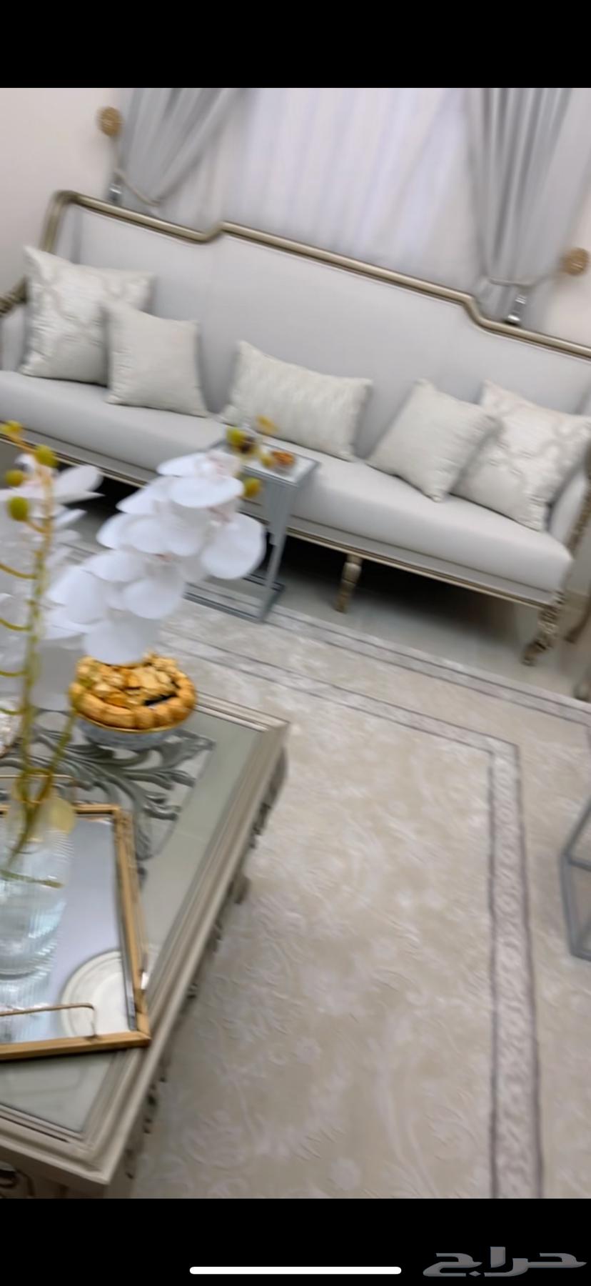 Sofa64465353434114113