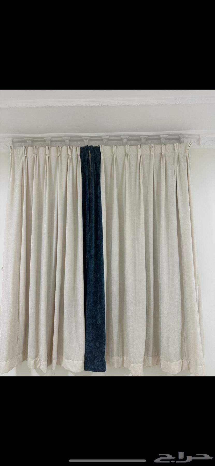 Curtains64468273640450111