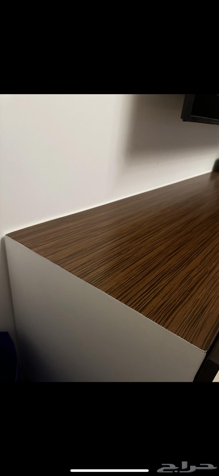 طاولة تلفزيون64467466676739111