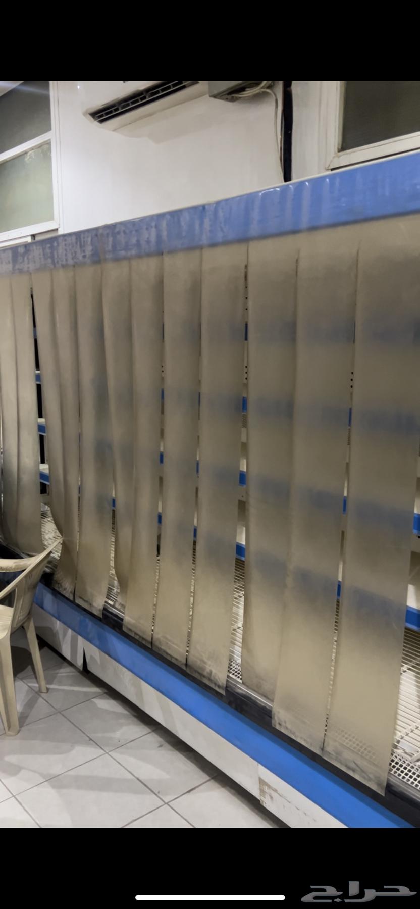 Supermarket display refrigerator64469613485570111