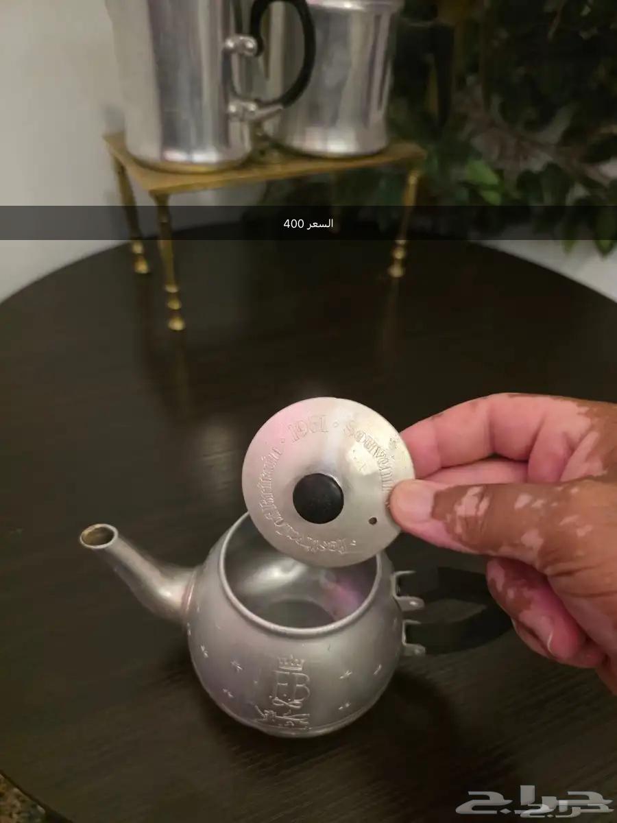 ((مجموعة اباريق قهوة وشاي))64467522400386112