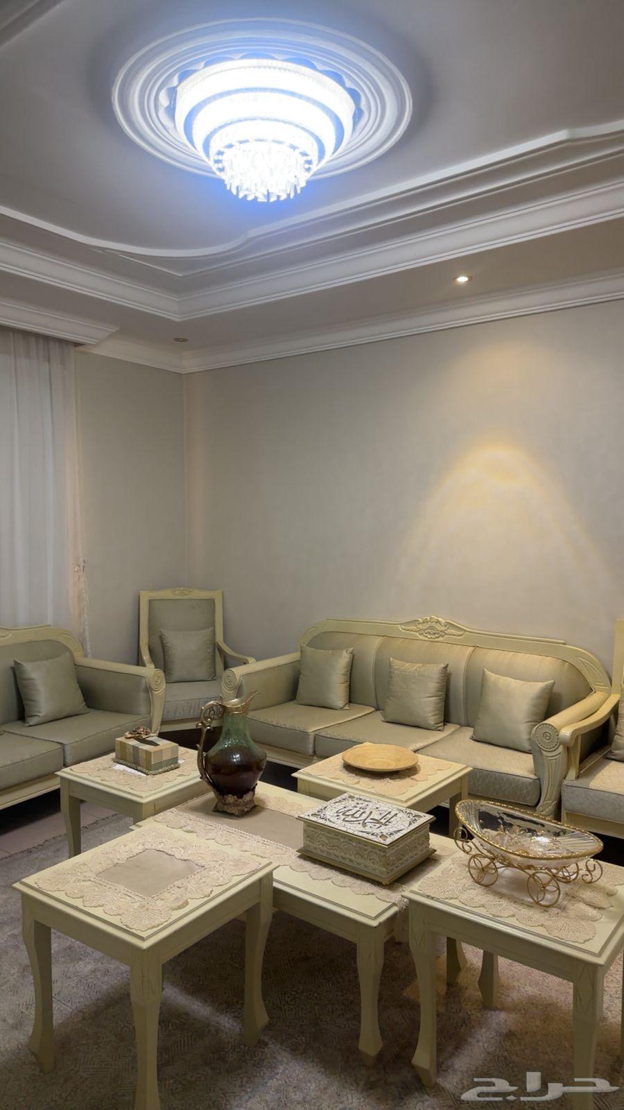 Sofa set with tables for sale64466877558273112