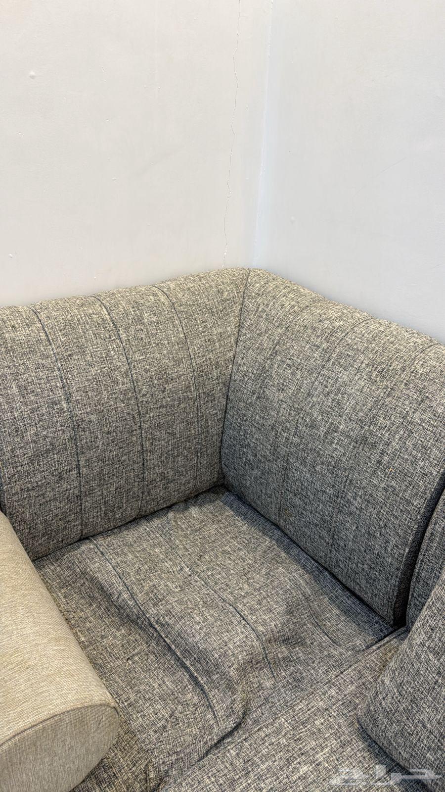 Clean and almost new floor seating64467536139523111