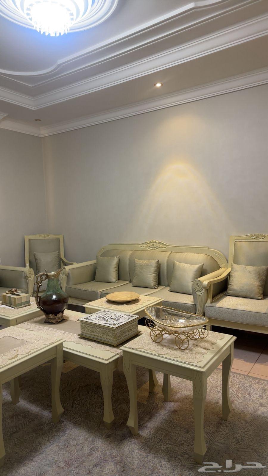 Sofa set with tables for sale64466877558273113