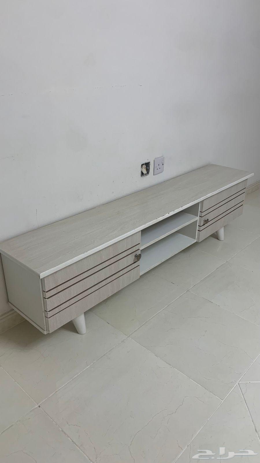 طاولة للبيع مستعجل64469181173379110