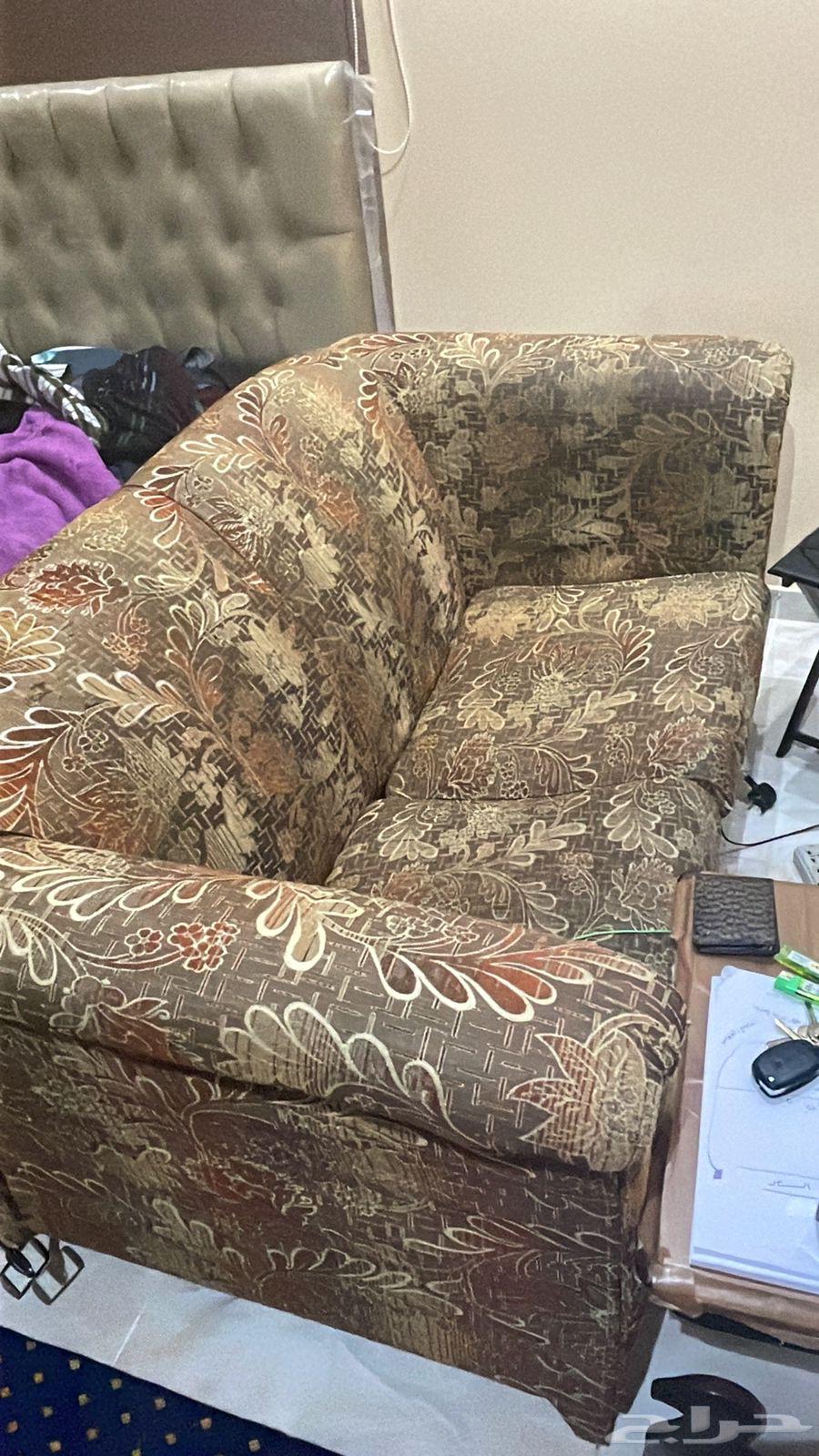 بيع دولاب وكنبة64464803645699111