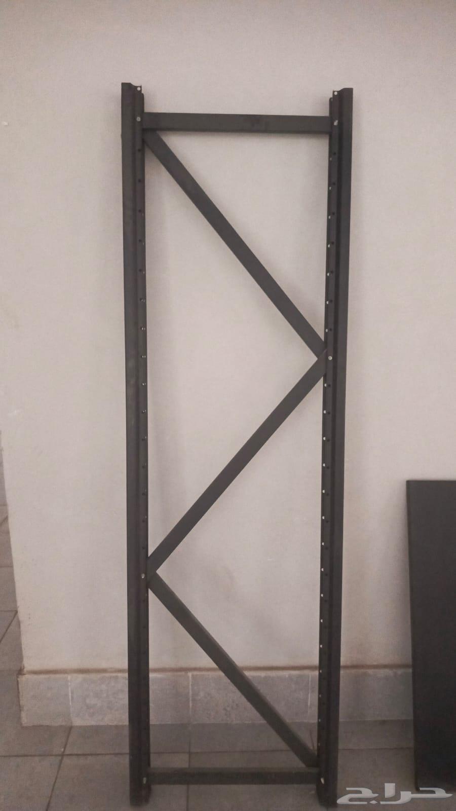 5 shelves for displaying products in good condition64467031344770111