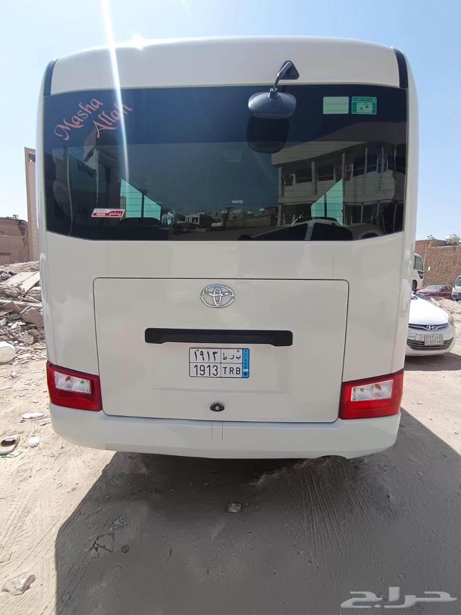 30-Passenger Buses with Drivers64636293014401114